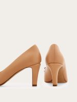 Ferragamo Vara bow pump - Image 7